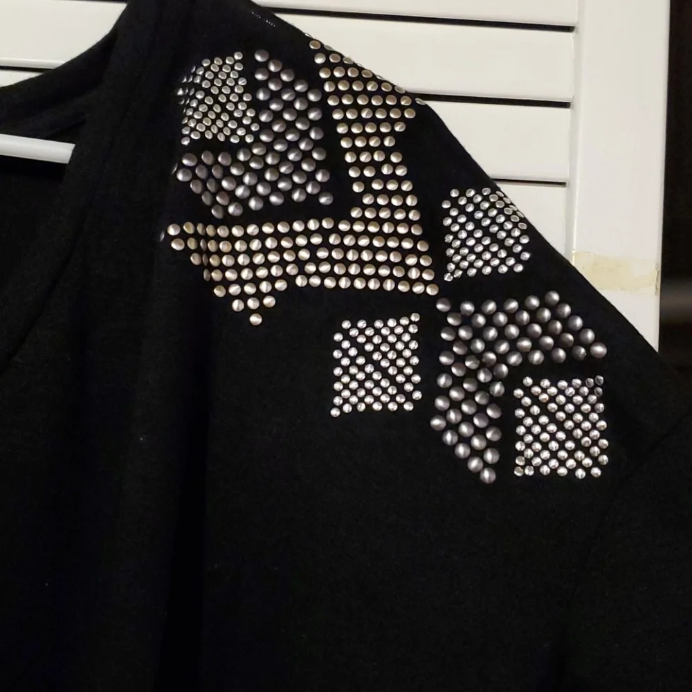 Express OneEleven Dolman Chill Studded Tee - Picture 4 of 5